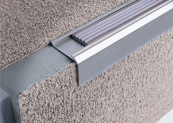 Grace Surface Alüminyum Halı Döşeme Alüminyum Merdiven Halı Kenar Şeritleri